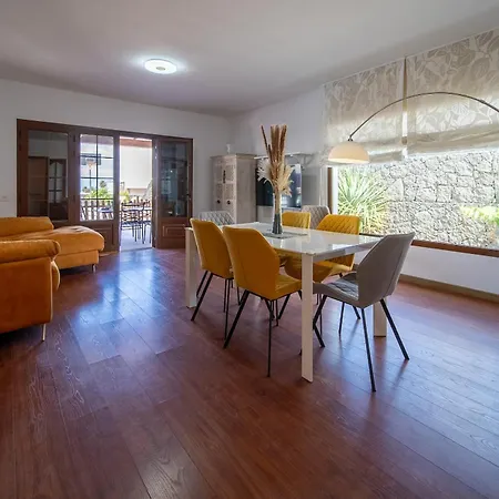 Vv Siray Pool & Play - 3 Bed Villa Yaiza (Lanzarote)