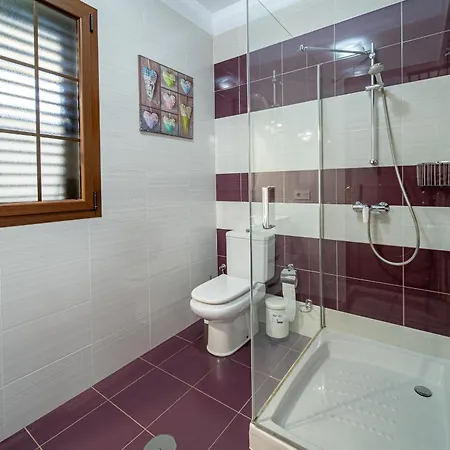 Villa Vv Siray Pool & Play - 3 Bed Yaiza